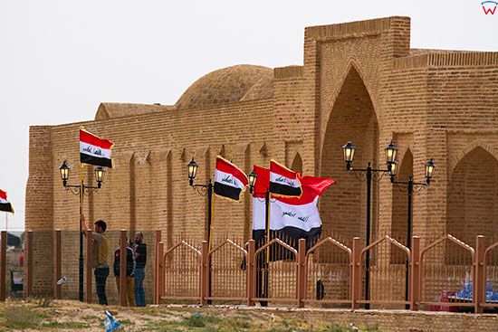 Irak, Al-Hindiyah, 18.03.2014 r. Zabytkowy kompleks - muzeum, sluzacy muzulmanom do odpoczynku w drodze do meczetu.